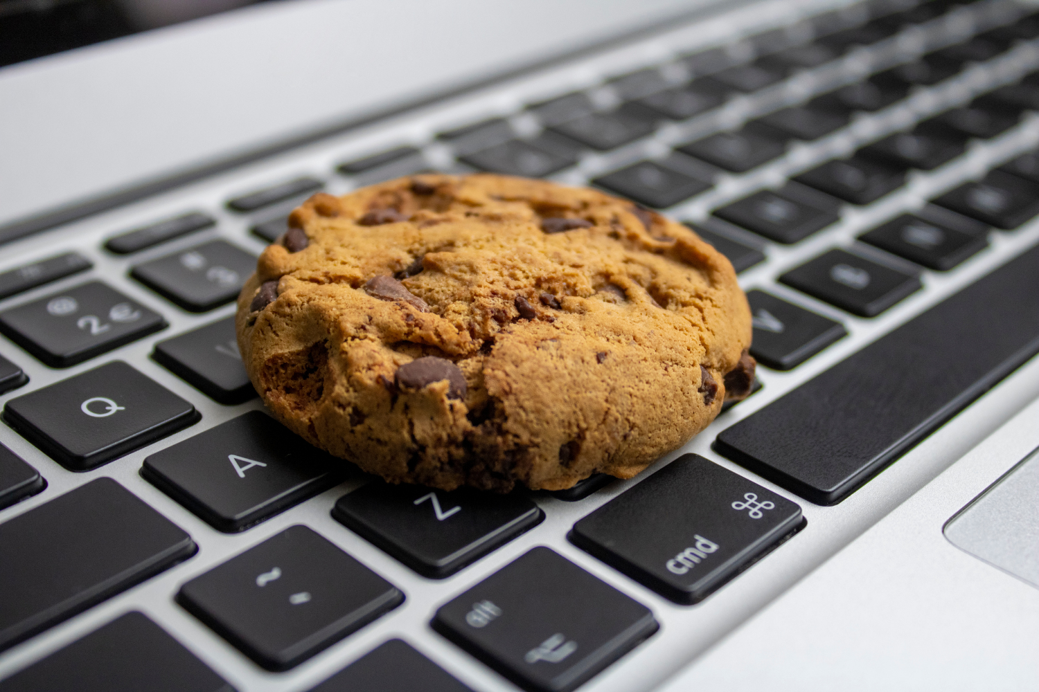 Finalidades de cookies: funcionalidad, seguridad, analítica, publicidad y personalización