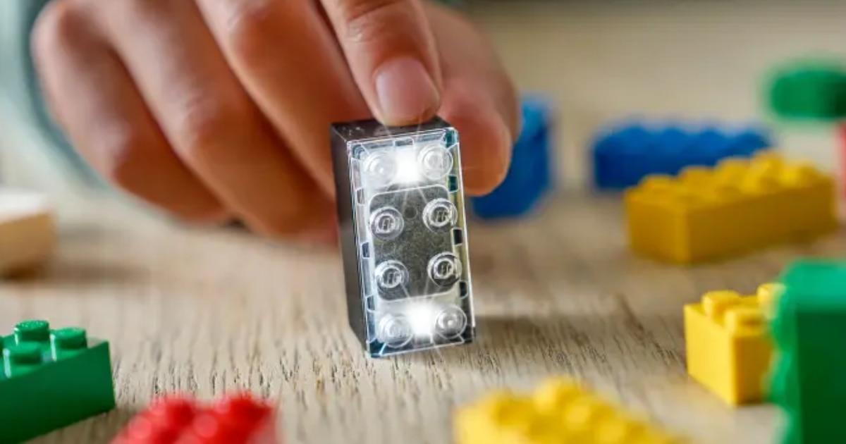 Sistema LEGO Smart Play con ladrillos inteligentes