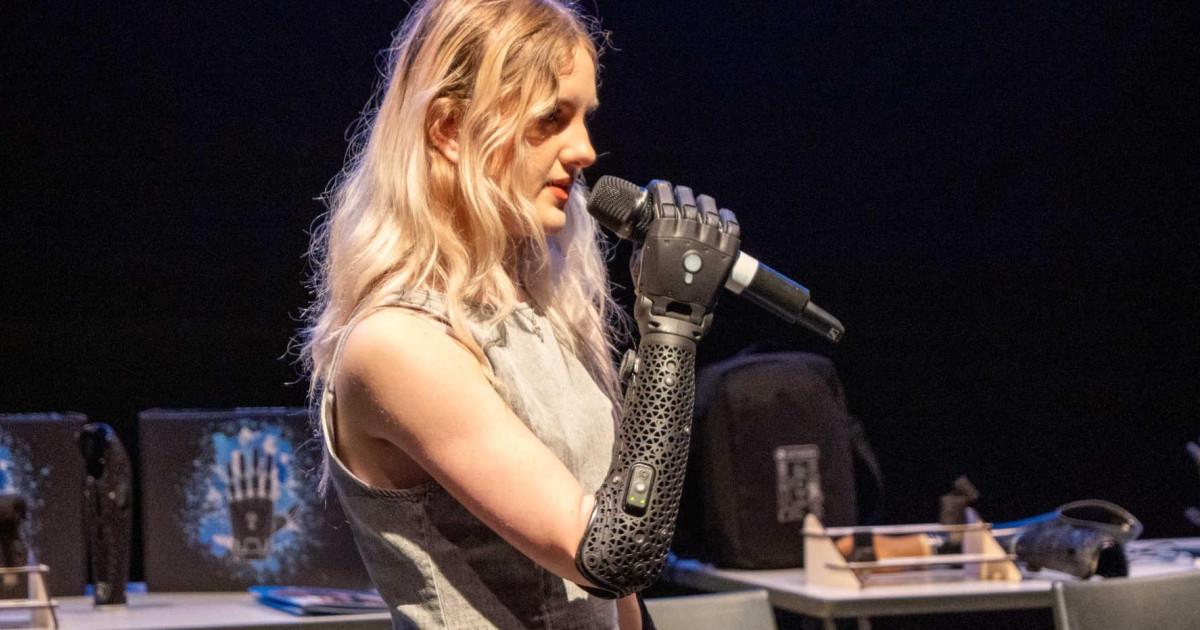 interacción humano mano biónica