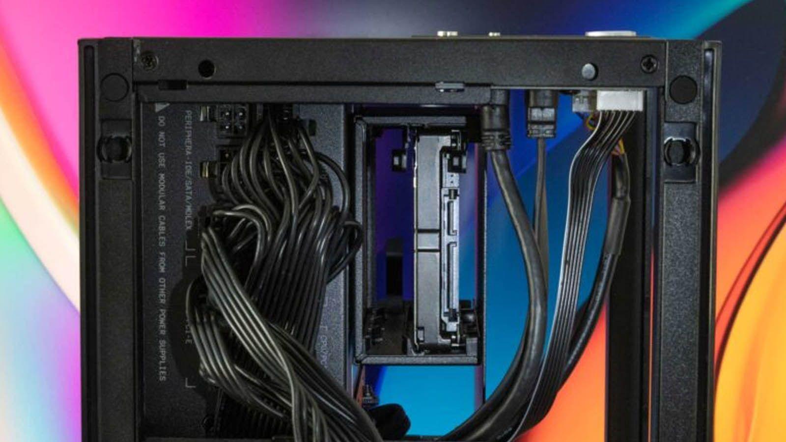 cuidado de cables de PC