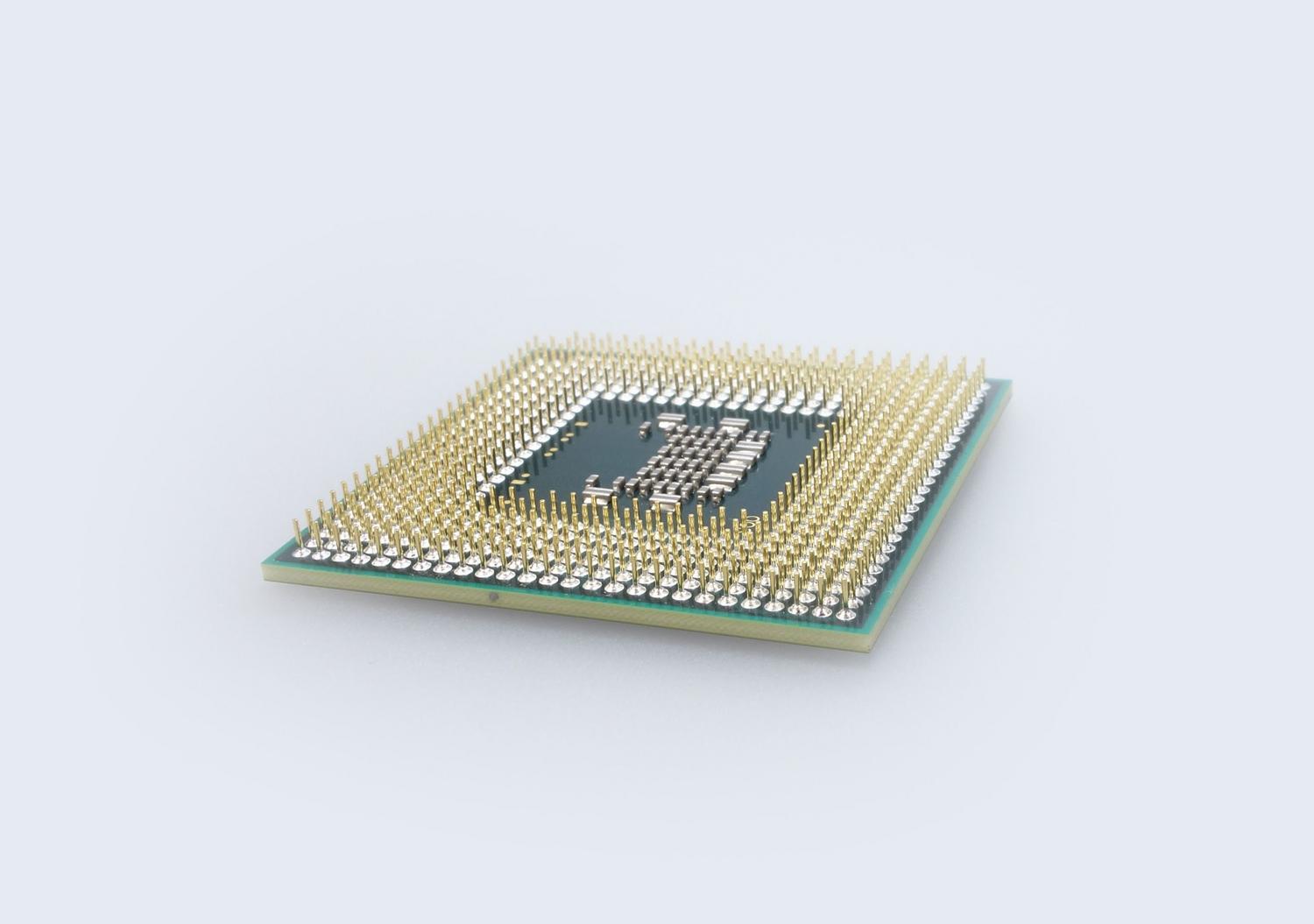 Imagen detallada de un procesador (CPU), el componente donde se aloja la gráfica integrada en la mayoría de los ordenadores. Imagen detallada de un procesador (CPU), el componente donde se aloja la gráfica integrada en la mayoría de los ordenadores.